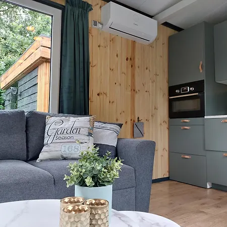 Vierlingsbeek, En Tuin-chalets