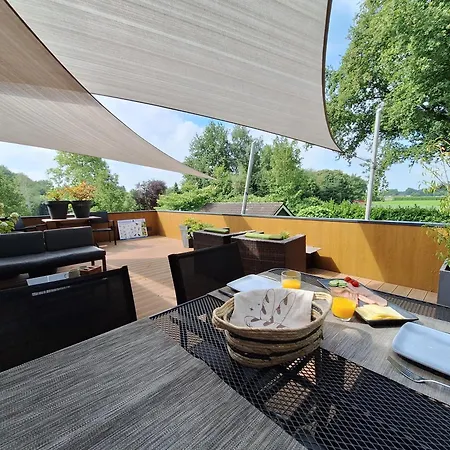 Bed & Breakfast Vierlingsbeek, En Tuin-chalets Vierlingsbeek
