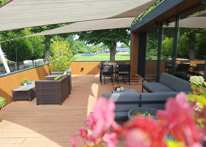 Bed and Breakfast Vierlingsbeek, En Tuin-chalets 3*