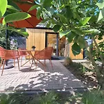 Vierlingsbeek, En Tuin-chalets Nocleg ze śniadaniem 3*