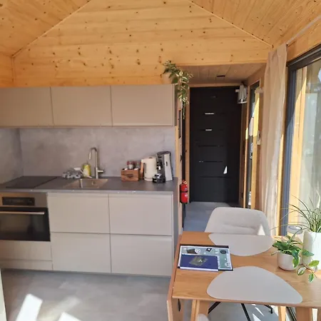 Vierlingsbeek, En Tuin-chalets 3*